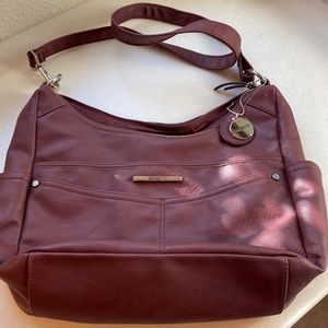 ‼️Last day‼️ Get before it’s gone❗️NWOT Rosetta Burgundy Convertible purse